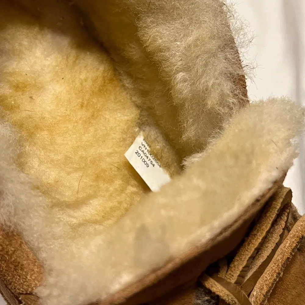 SOLD!! Ladies Sz 7 LL Bean Wicked Good Sheep Shearling Moccasin Slippers - Picture 12 of 16